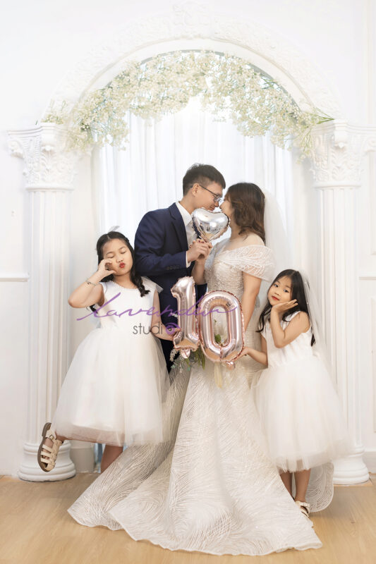 Chụp ảnh kỷ niệm ngày cưới phong cách Hàn quốc cho gia đình