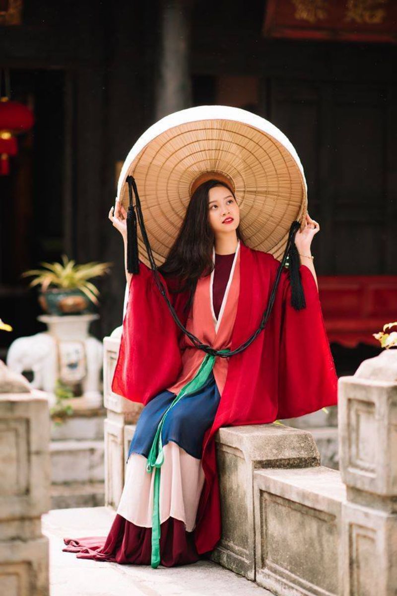 studio cho thuê (chụp) áo dài cổ phục Huế