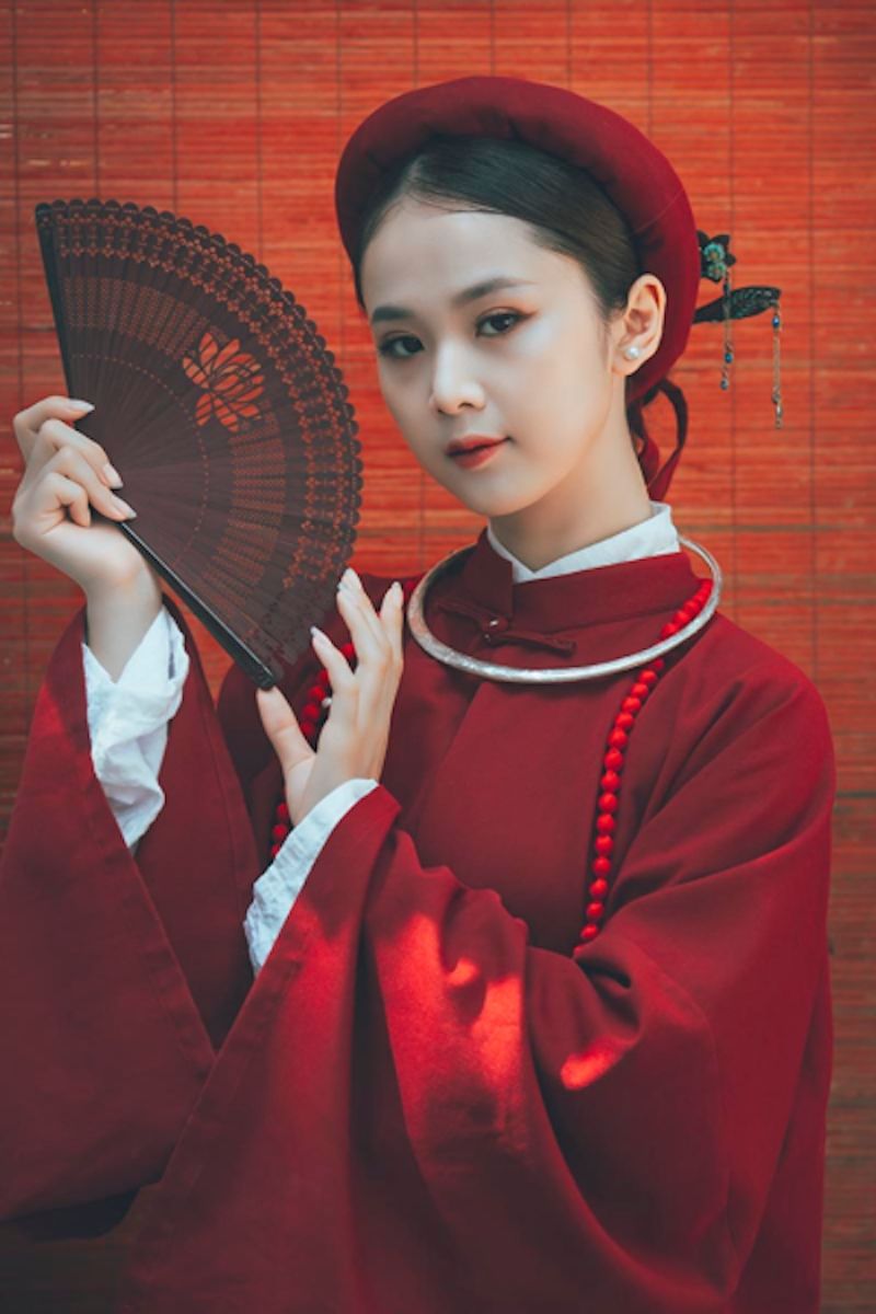 Địa chỉ cho thuê (chụp) áo dài cổ phục Huế -4