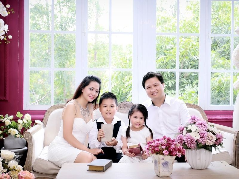 chuyên gia chụp ảnh gia đình đẹp ở Hà Nội