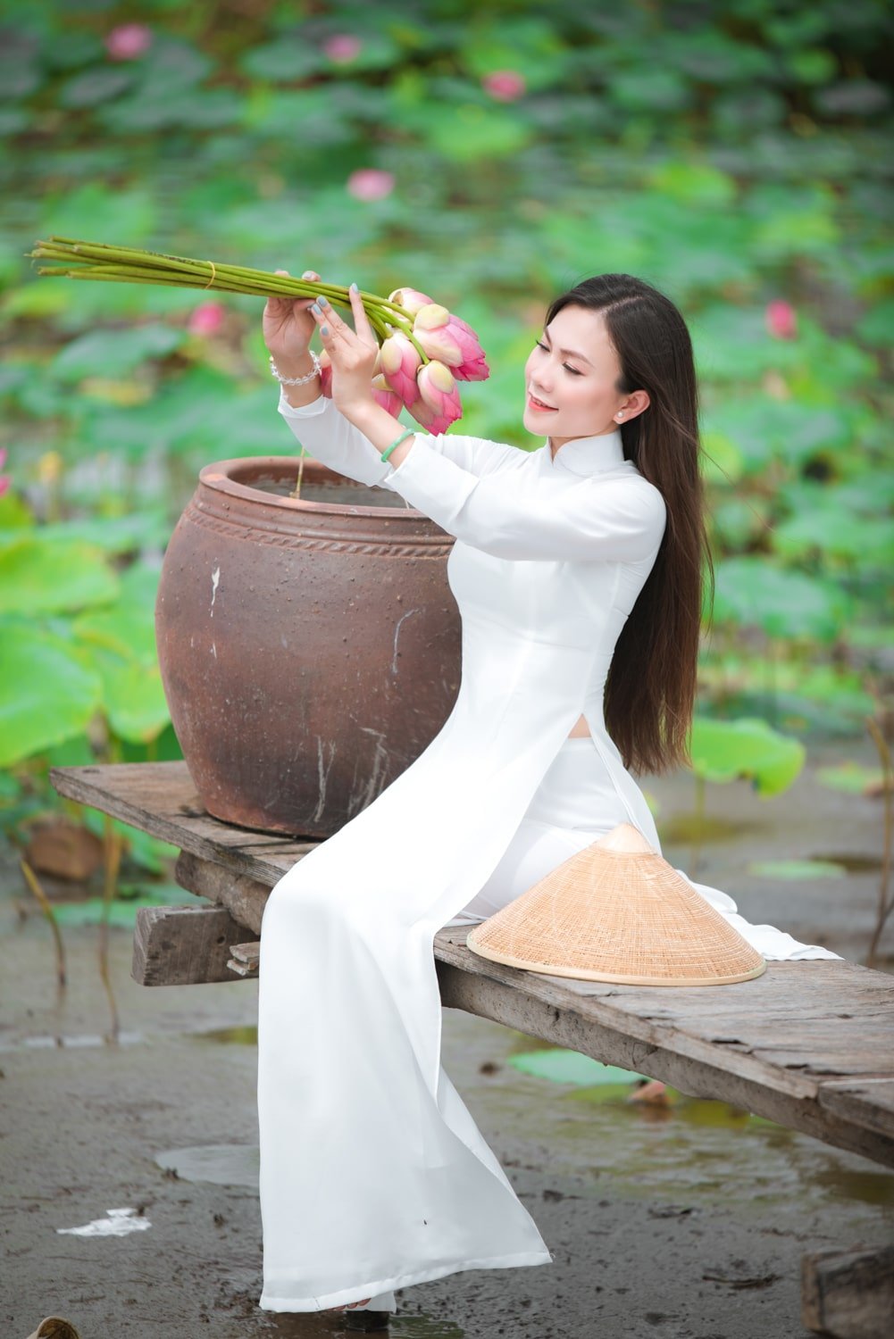 Studio chụp ảnh áo dài đẹp và chuyên nghiệp ở Hồ chí Minh 9. Studio Mèo Bridal – Studio chụp ảnh áo dài giá rẻ bất ngờ tại TP.HCM