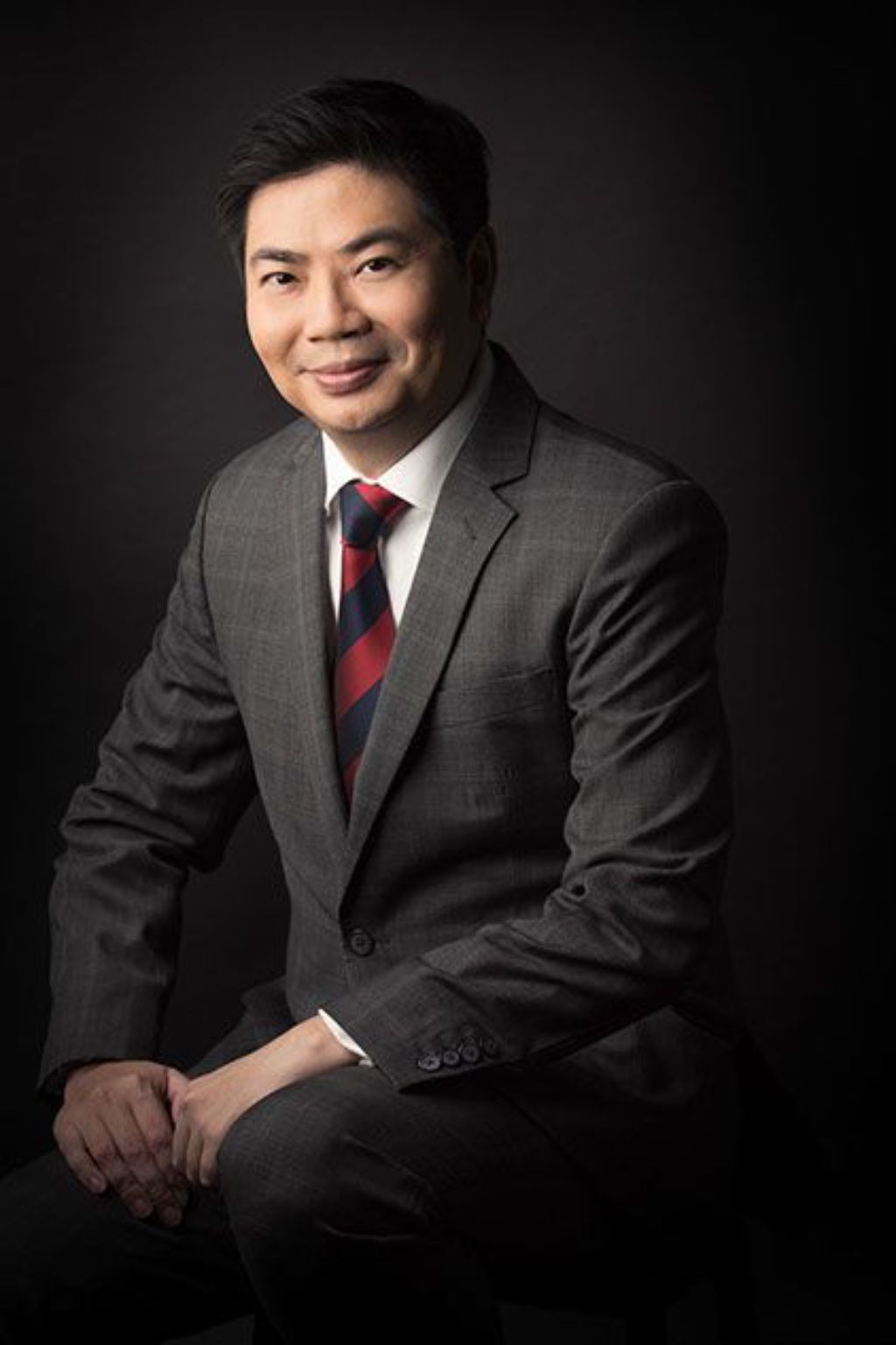 Kim Tuyến Bridal – Studio chụp ảnh phong cách doanh nhân hiện đại