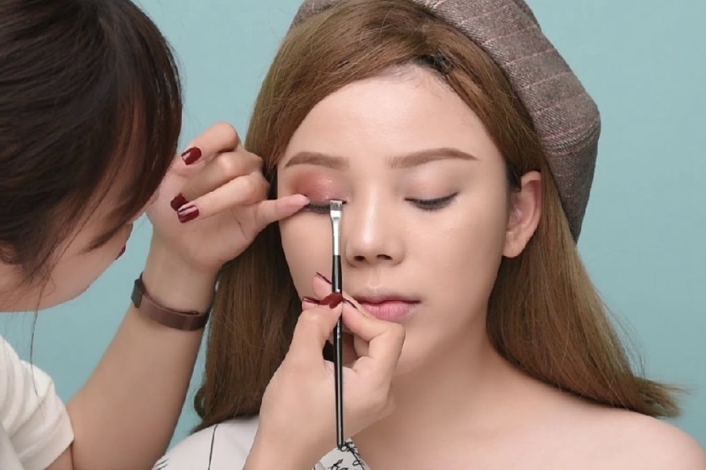 Vũ Hiền Make Up – Giúp học viên làm quen với nghề chỉ sau 3 tháng