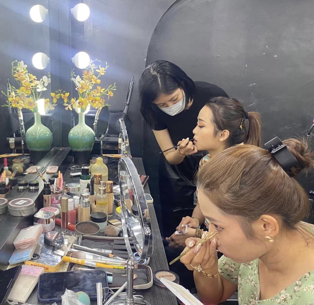 Trung tâm dạy nghề trang điểm cô dâu ở Đà Nẵng hàng đầu