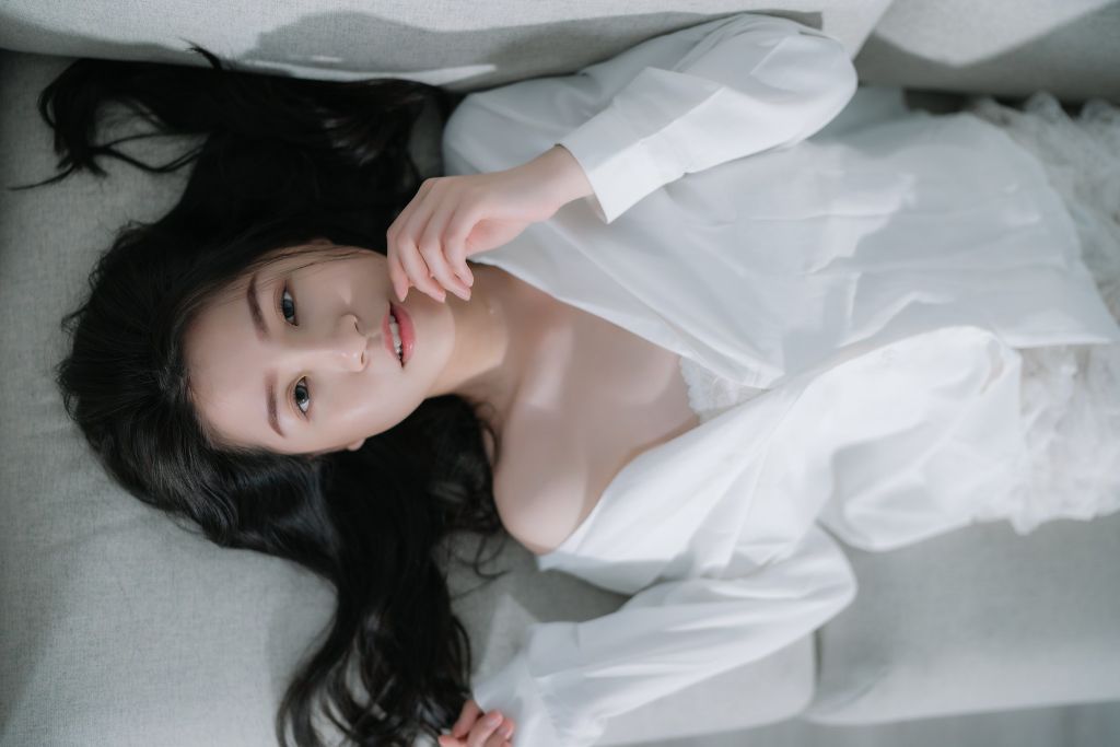 Bella Wedding - Studio chụp hình nghệ thuật sexy đẹp lung linh tại Đà Nẵng