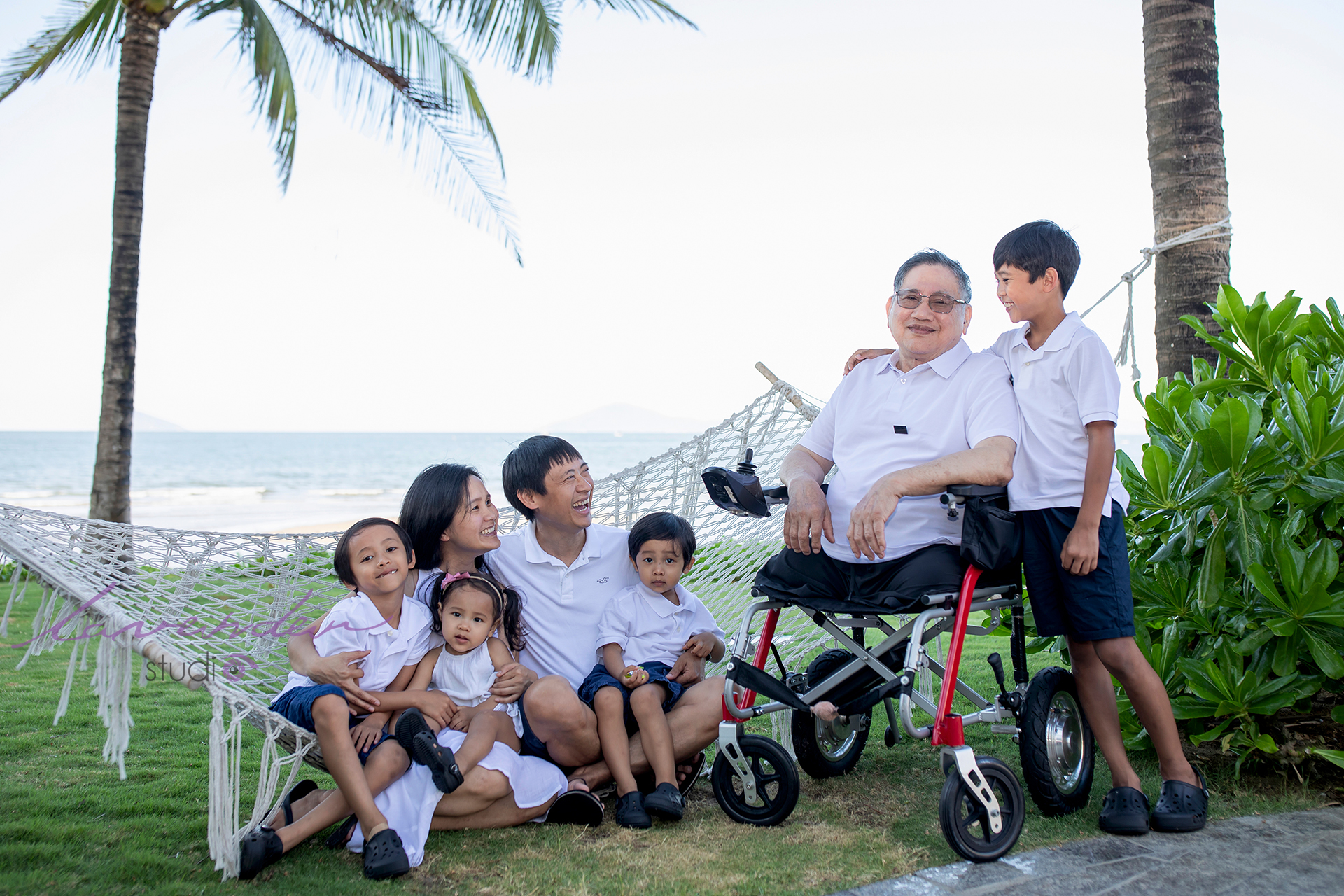 Dịch vụ chụp ảnh gia đình rẻ và đẹp ở Hội An Dịch vụ chụp ảnh gia đình rẻ và đẹp ở Hội An