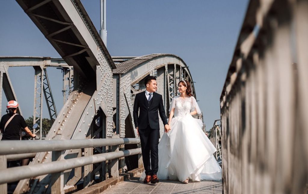 Hoa Nghiêm Bridal - nơi cho thuê thợ chụp ảnh ở Huế chất lượng