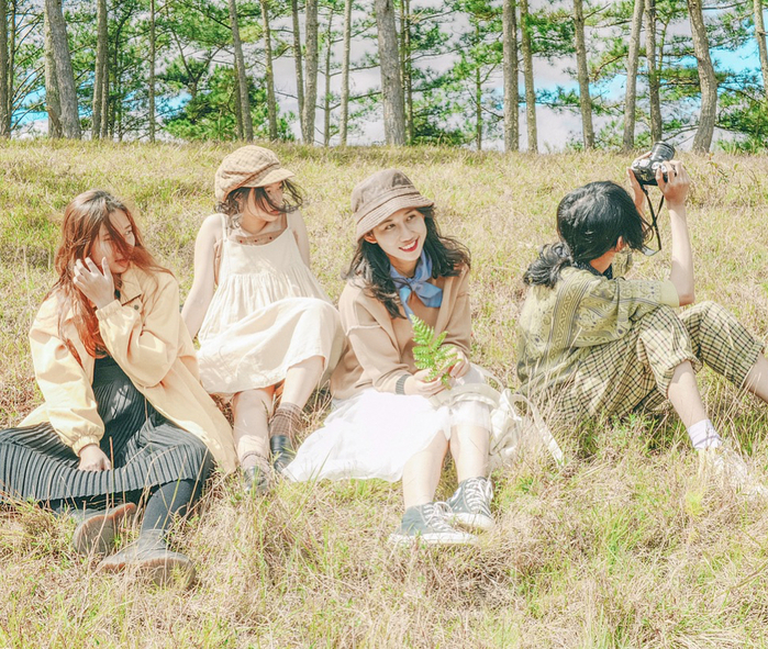 chụp ảnh Tết nhóm tại Huế năm 2025