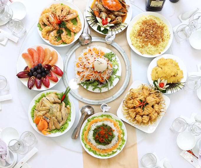 Tham khảo chi phí đặt tiệc cưới nhà hàng giá rẻ tại TPHCM