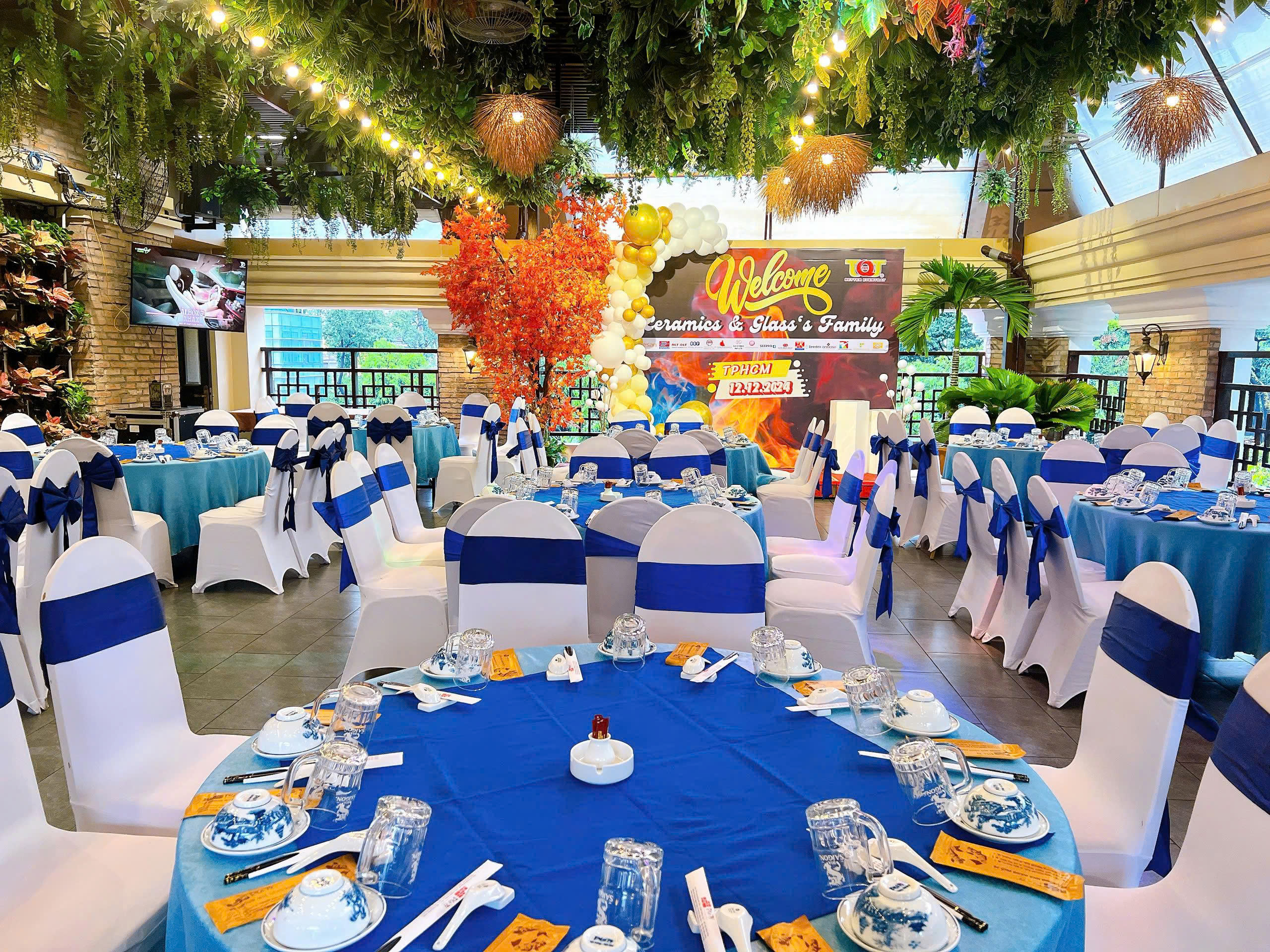 Tham khảo chi phí đặt tiệc cưới nhà hàng giá rẻ tại TPHCM