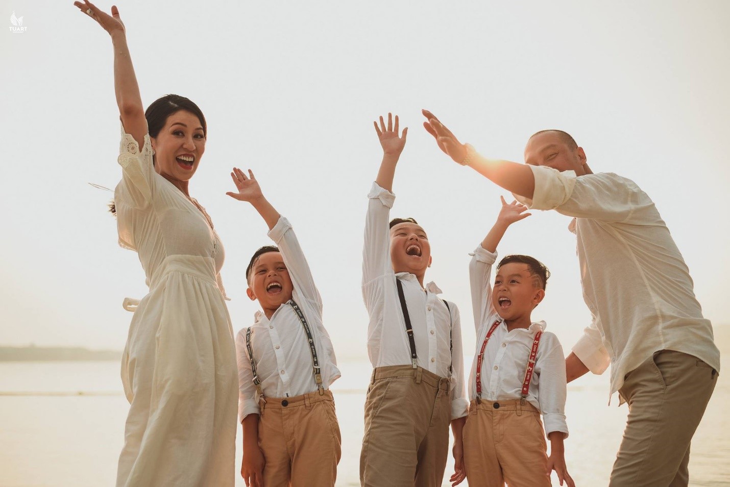 10 địa chỉ chụp hình gia đình tại TPHCM uy tín và chất lượng