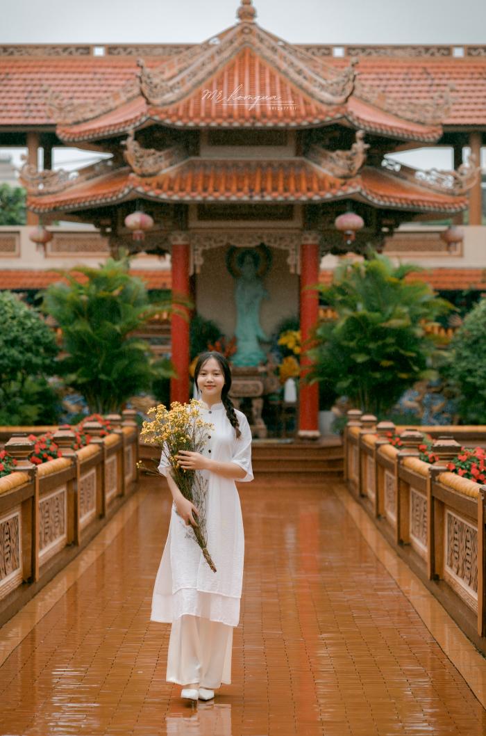 Sở hữu bộ ảnh sang trọng khi chụp ảnh áo dài tại Đà Nẵng ở những địa điểm nổi bật