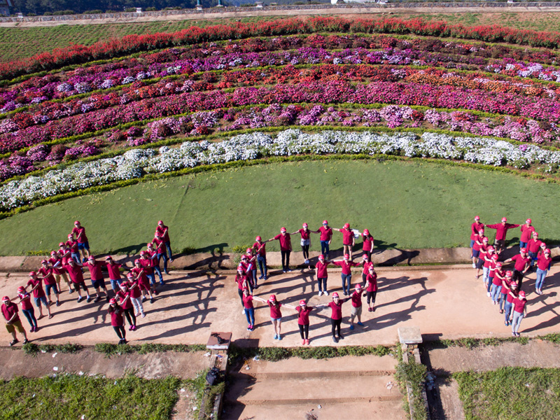 Chi phí quay phim teambuilding tại Đà Nẵng giá rẻ uy tín năm 2025 Chi phí quay phim teambuilding tại Đà Nẵng giá rẻ uy tín năm 2025