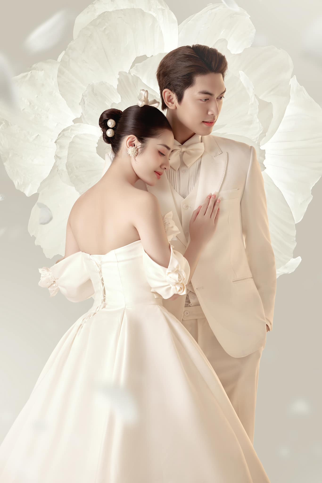 Bí quyết chụp ảnh cưới tháng 8/2025 đẹp dành riêng cho các cặp đôi Bí quyết chụp ảnh cưới tháng 8/2025 đẹp dành riêng cho các cặp đôi