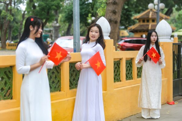 Chụp hình áo dài Quốc Khánh 2/9 tại TPHCM uy tín tại Lavender Studio