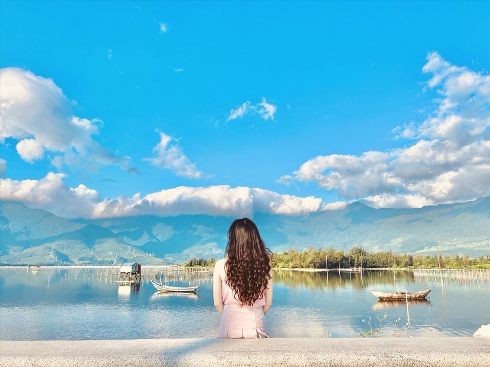 HOT NEWS 10 dịch vụ thuê thợ chụp hình ở Lăng Cô - Huế năm 2025-2026 HOT NEWS 10 dịch vụ thuê thợ chụp hình ở Lăng Cô - Huế năm 2025-2026