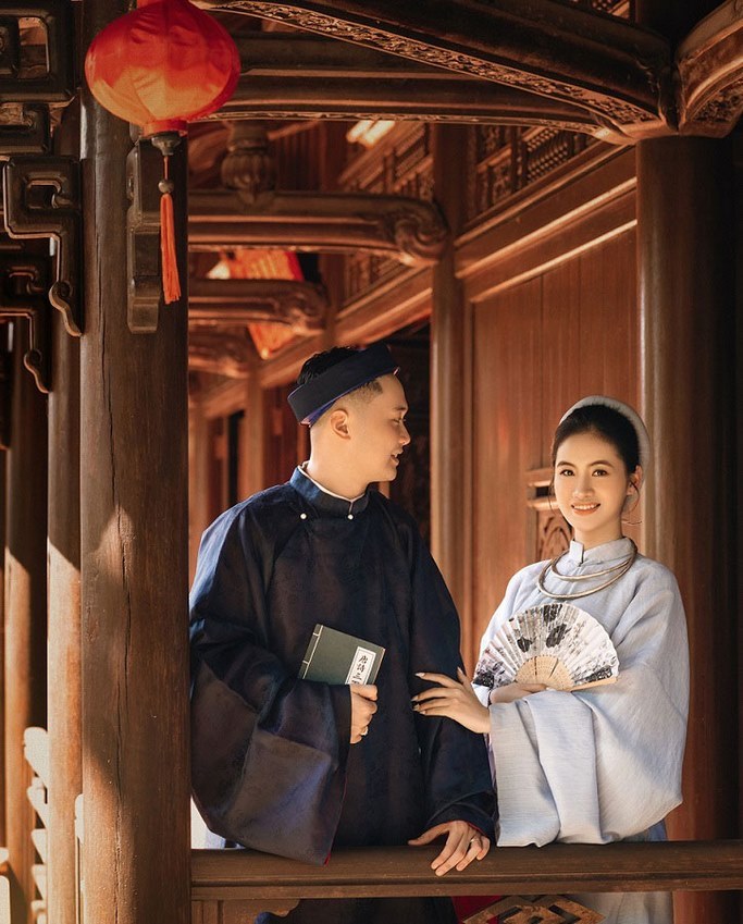 Chụp Ảnh Cưới Áo Dài Ở Huế 2026 Mang Vẻ Đẹp Cổ Điển