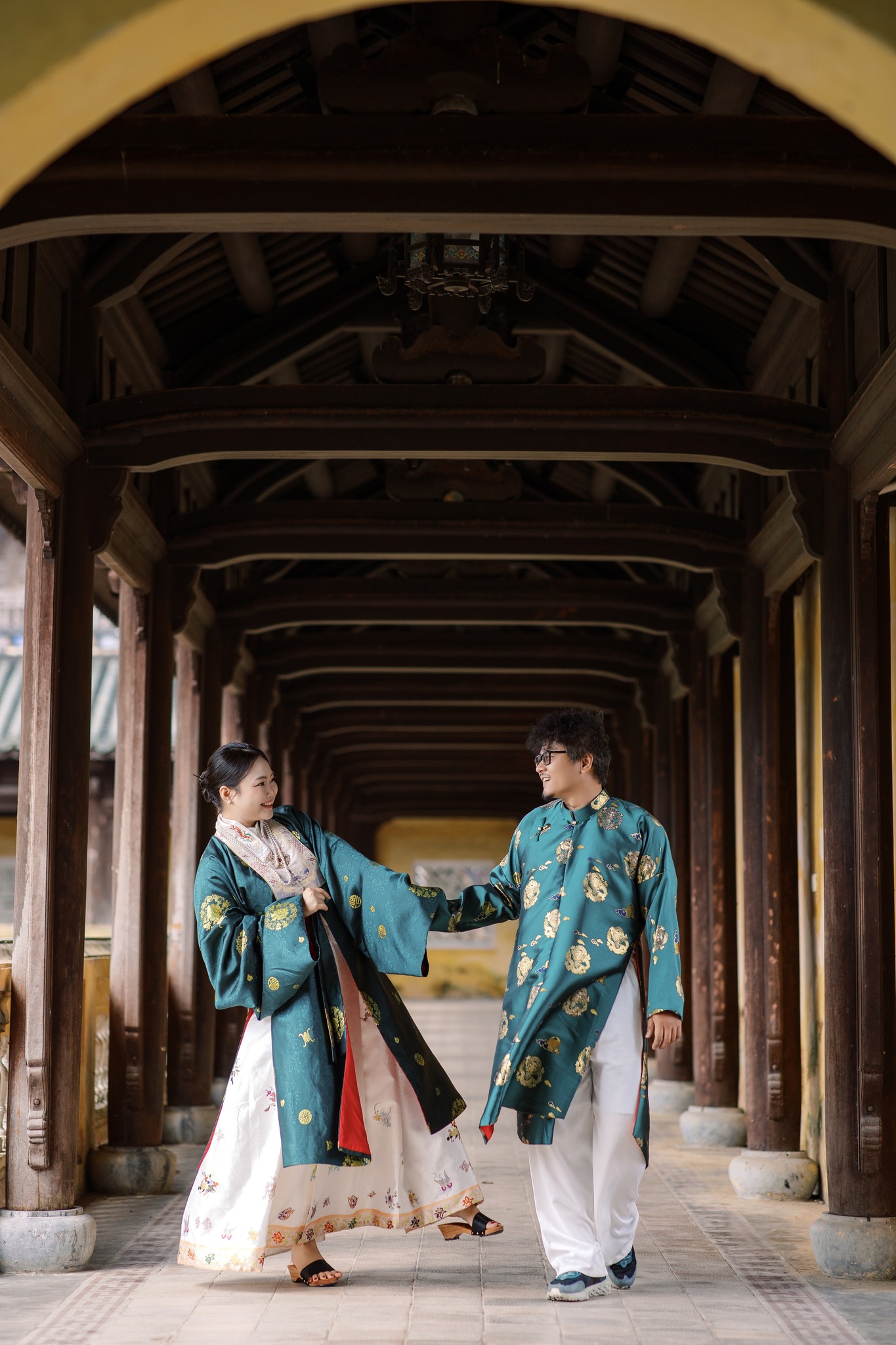 Kinh nghiệm chụp couple áo dài ngoại cảnh tại Huế